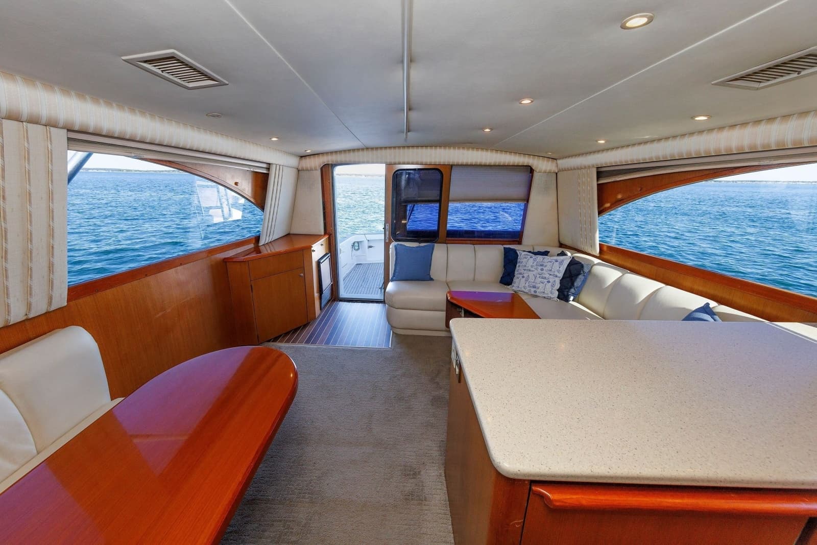 2004 Ocean Yachts 43 Super Sport - Photo 31