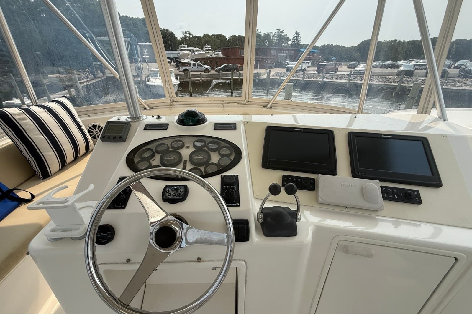 2004 Ocean Yachts 43 Super Sport - Photo 7