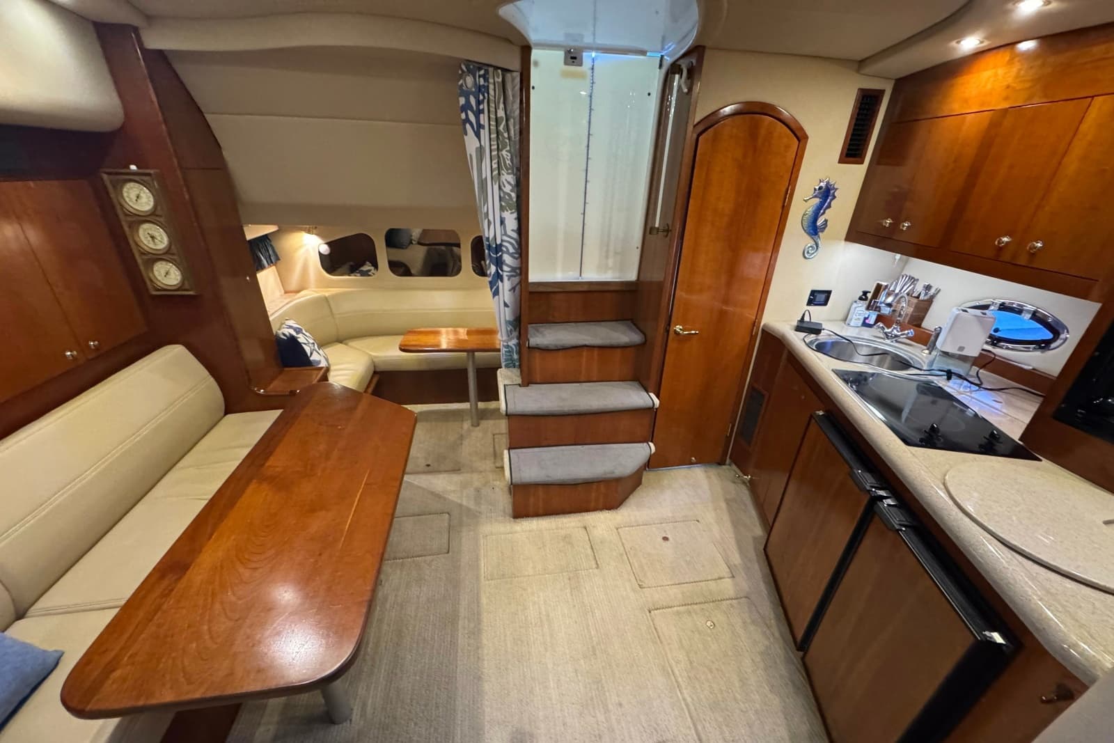 2003 Cruisers Yachts 3970 Express - Photo 11