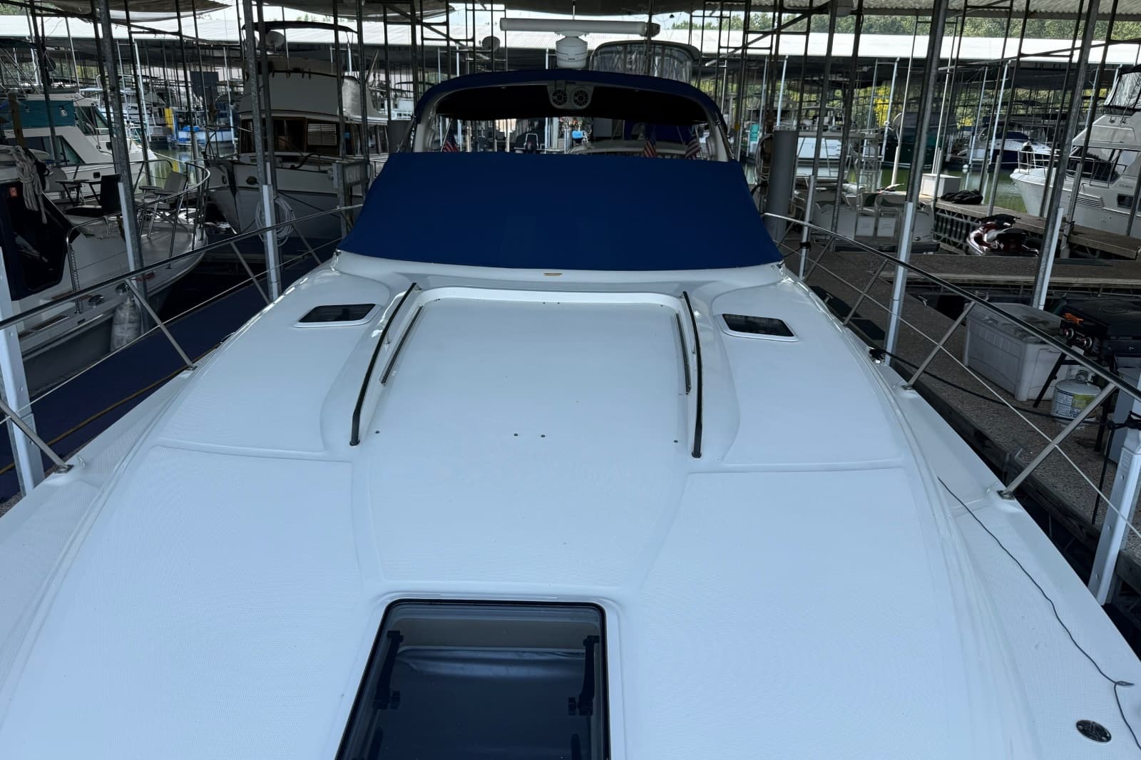 2002 Sea Ray 410 Sundancer - Photo 3