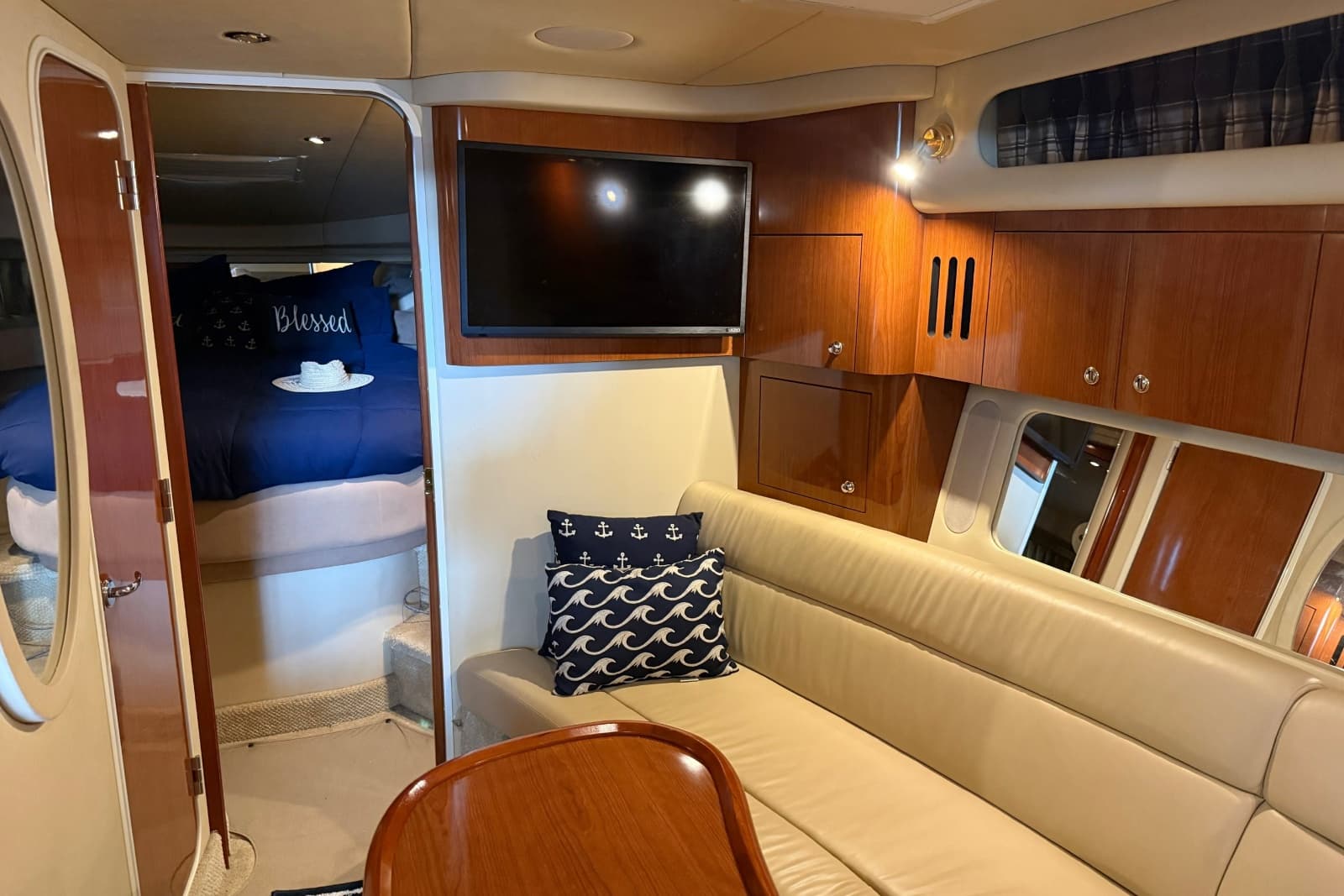 2002 Sea Ray 410 Sundancer - Photo 16