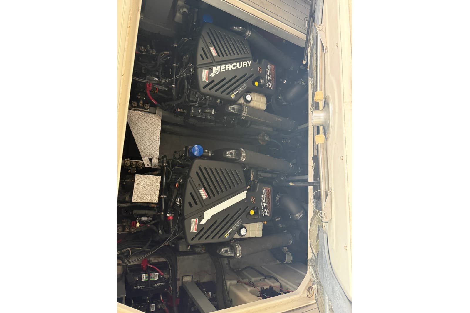 2002 Sea Ray 410 Sundancer - Photo 9