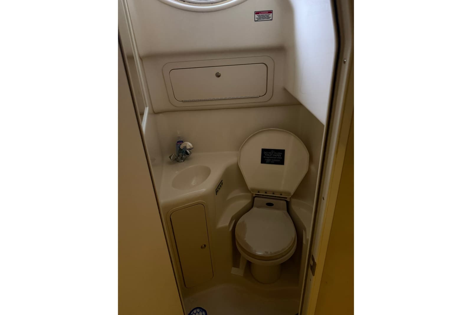 2002 Sea Ray 410 Sundancer - Photo 23