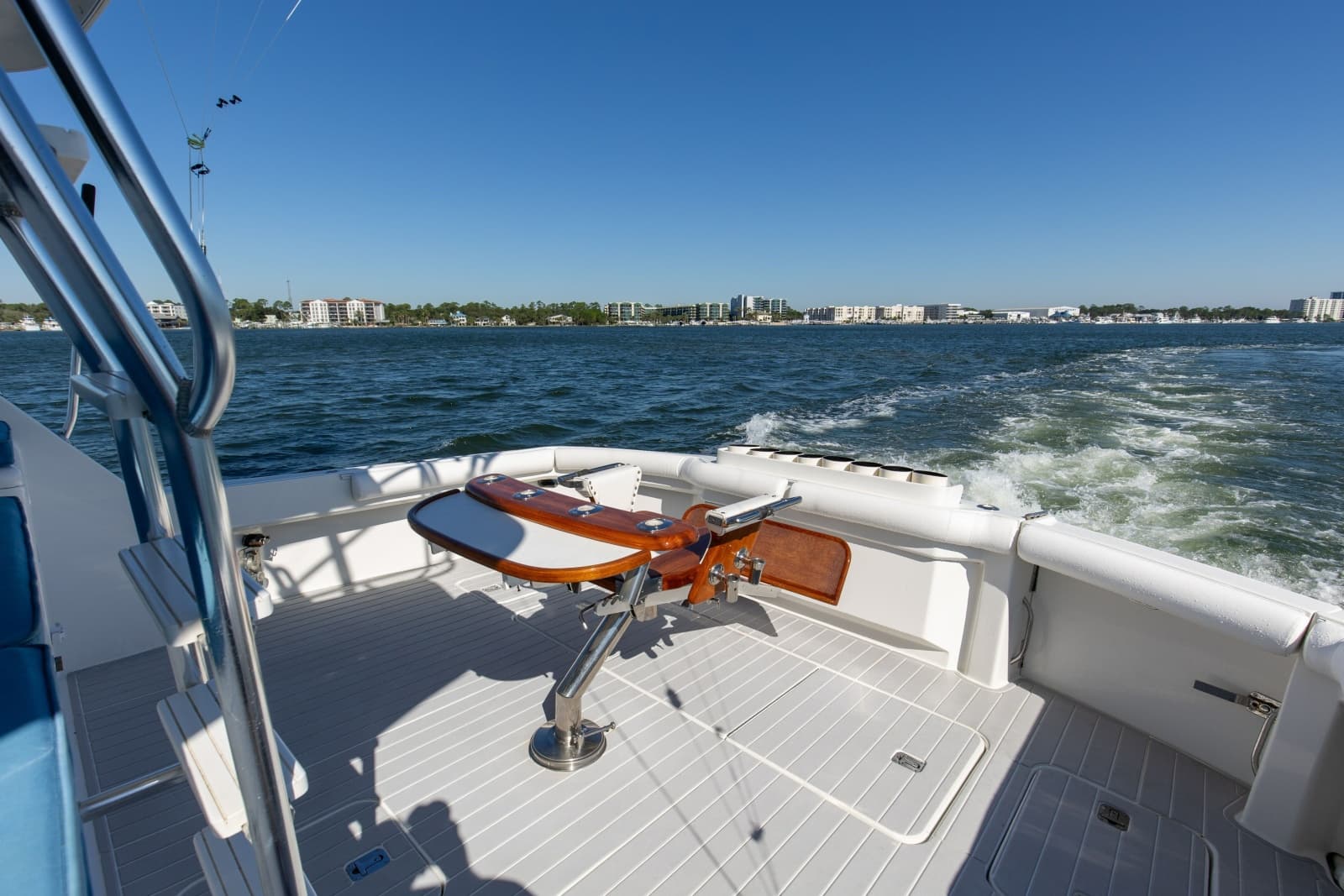 1998 Hatteras 60 Convertible - Photo 25