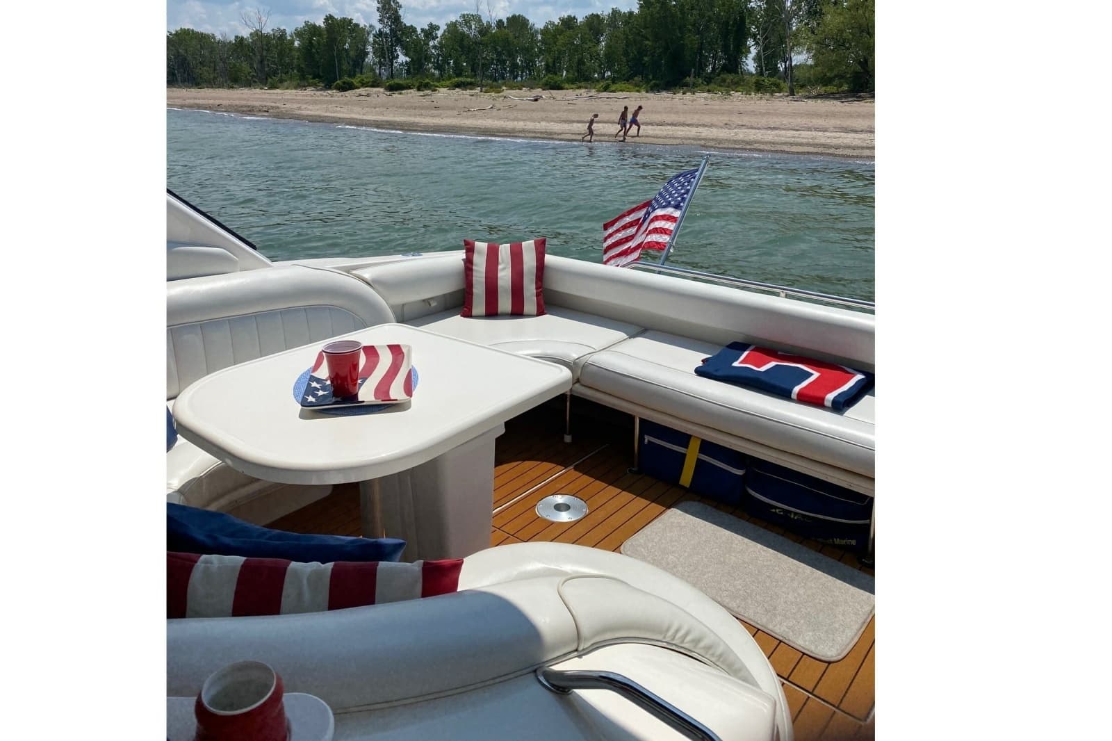 1997 Sea Ray 450 Sundancer - Photo 9