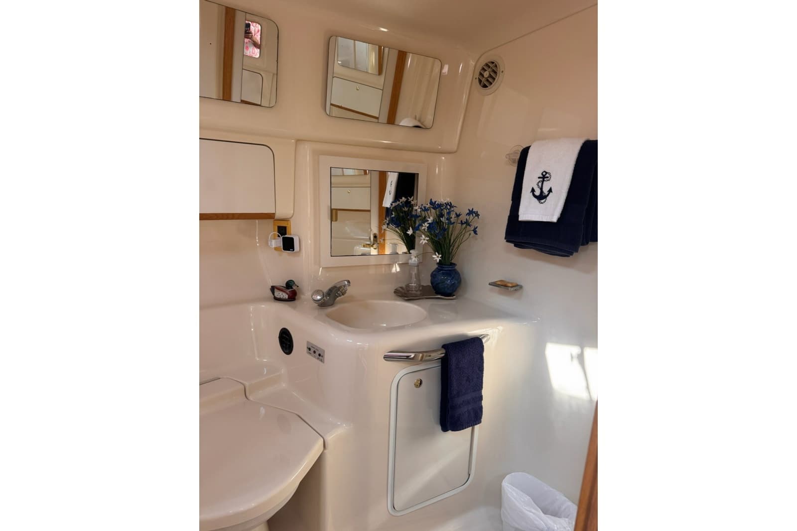 1997 Sea Ray 450 Sundancer - Photo 39