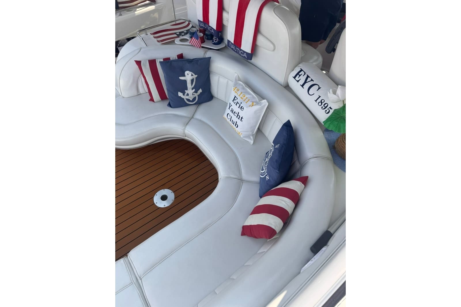 1997 Sea Ray 450 Sundancer - Photo 12