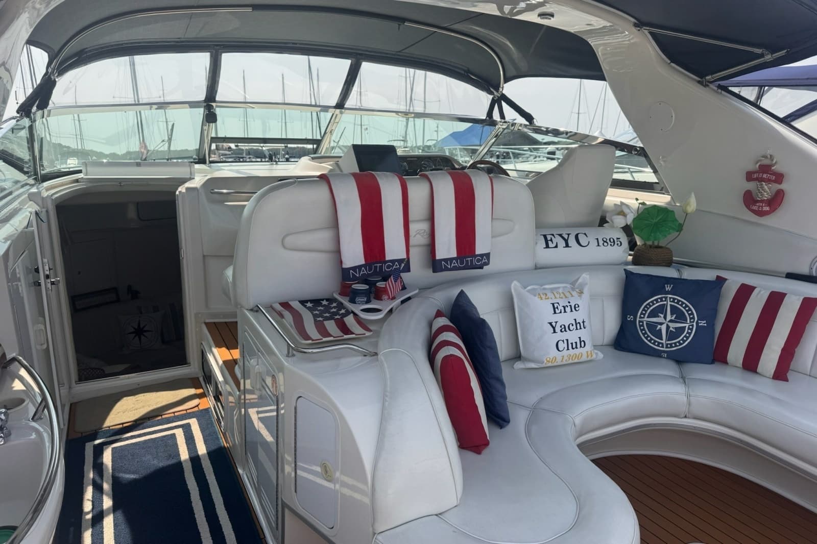 1997 Sea Ray 450 Sundancer - Photo 10