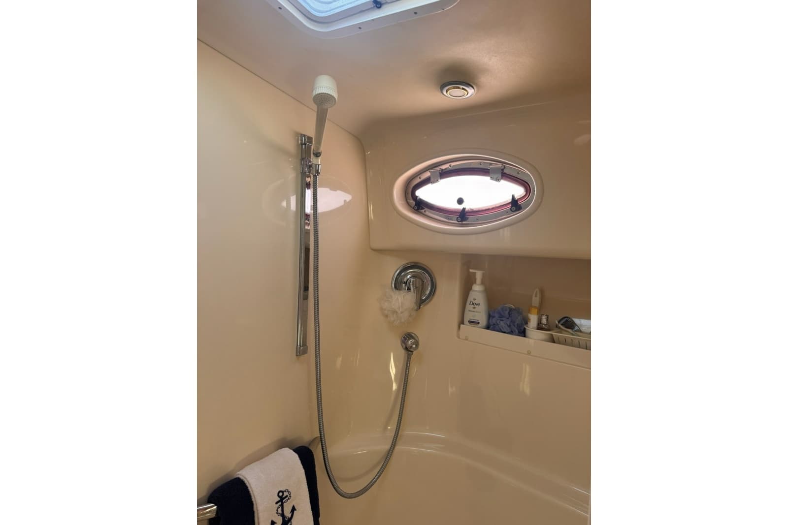 1997 Sea Ray 450 Sundancer - Photo 38