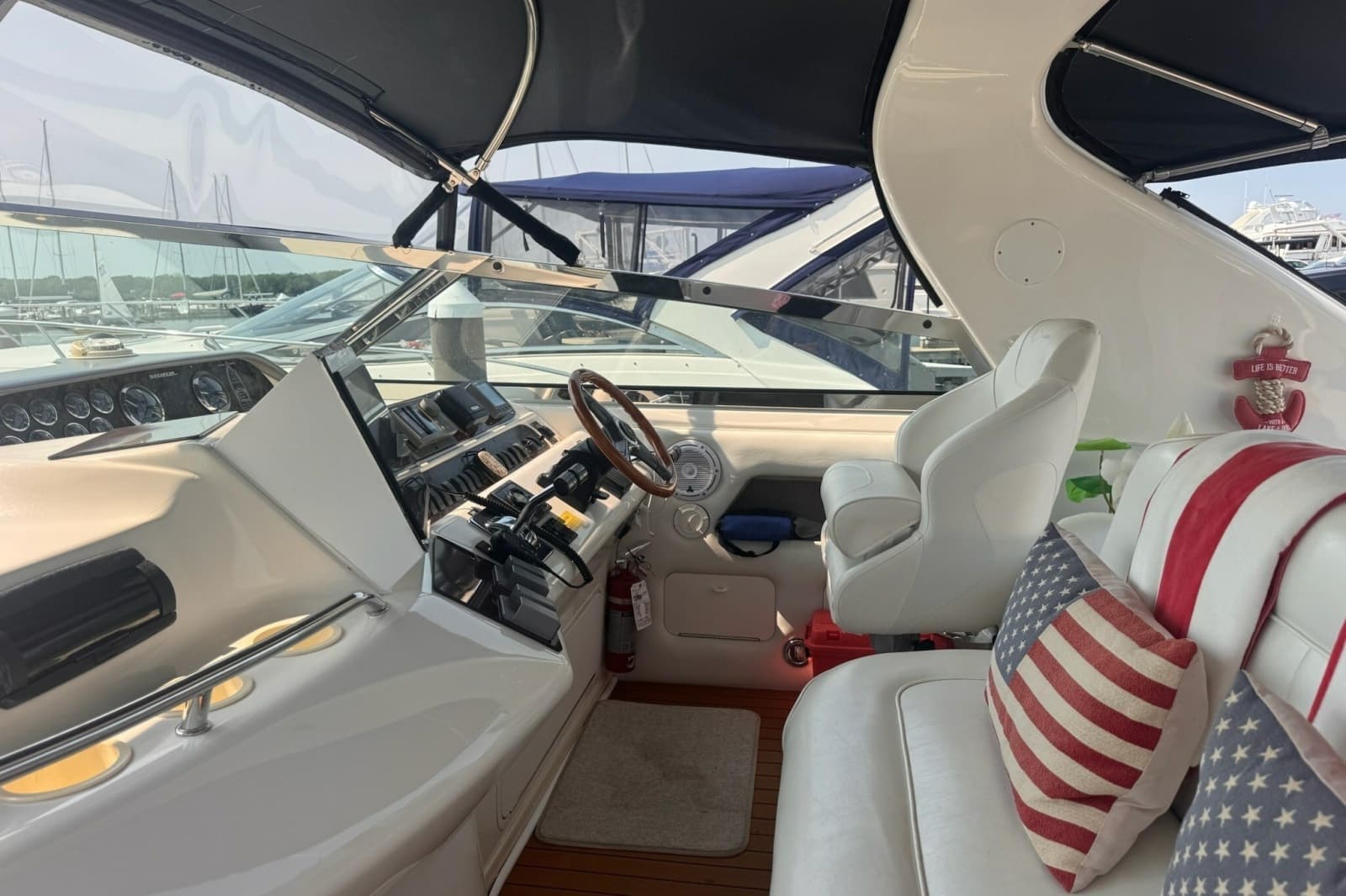 1997 Sea Ray 450 Sundancer - Photo 18