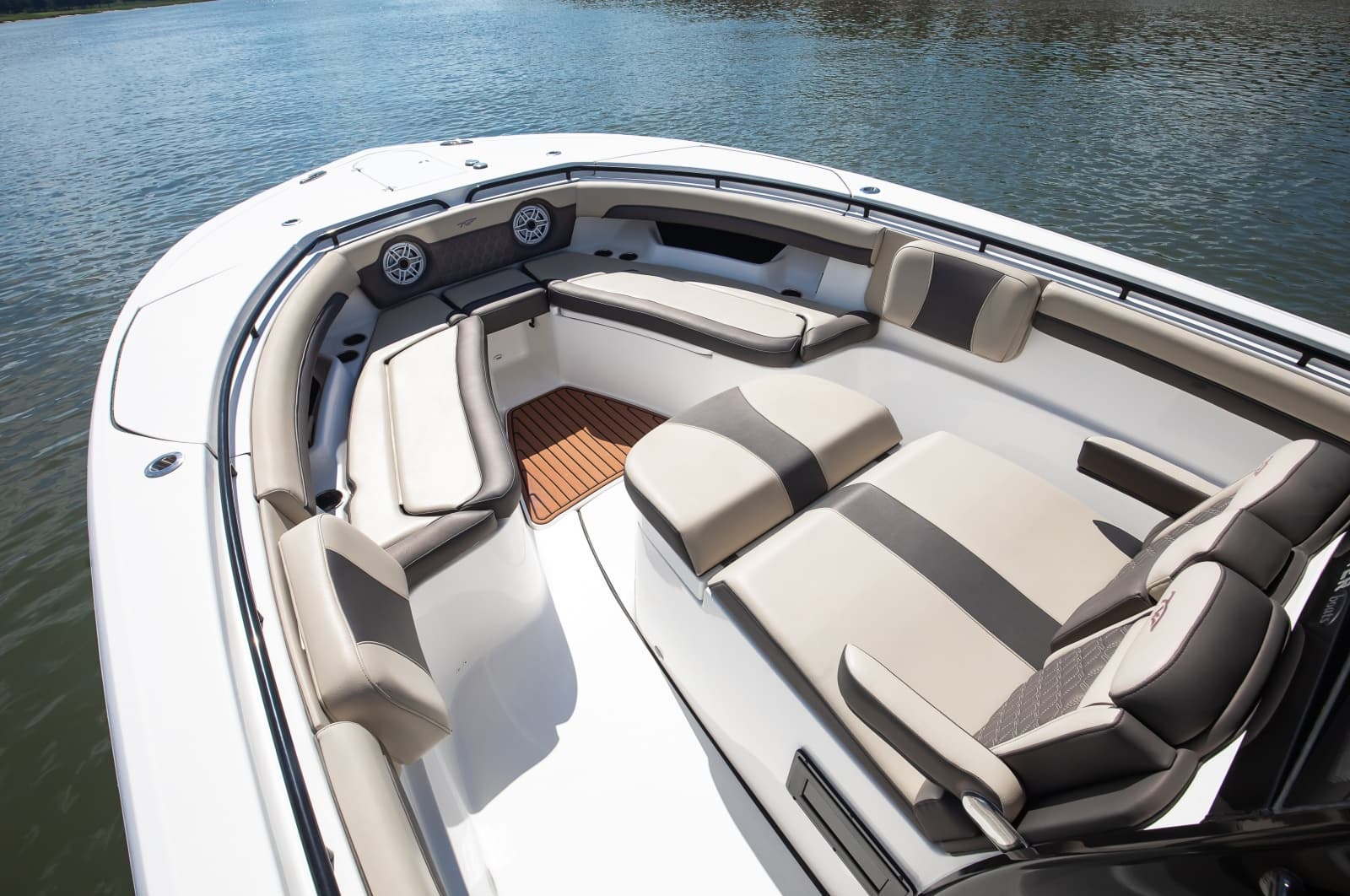 2023 Tidewater 320 CC Adventure - Photo 11