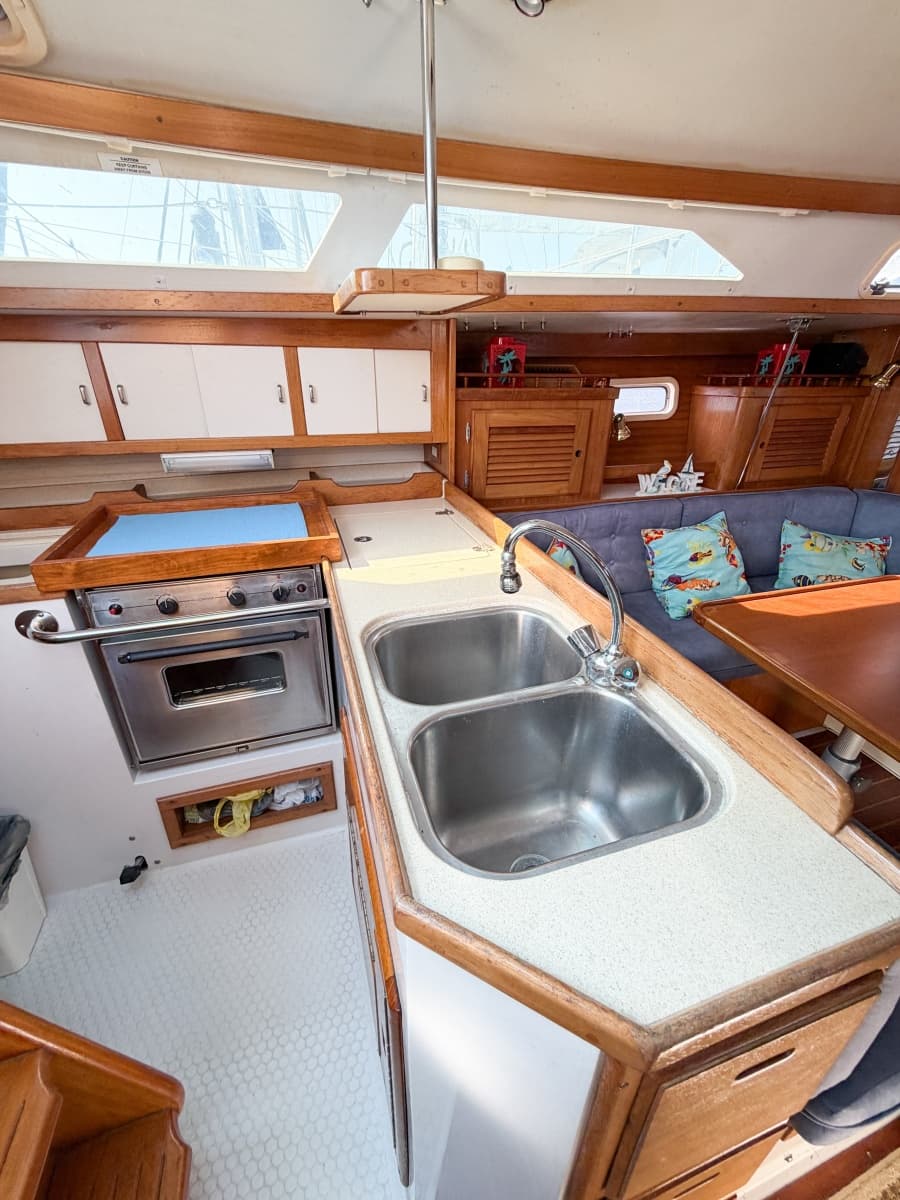 1996 Catalina 36 - Photo 21