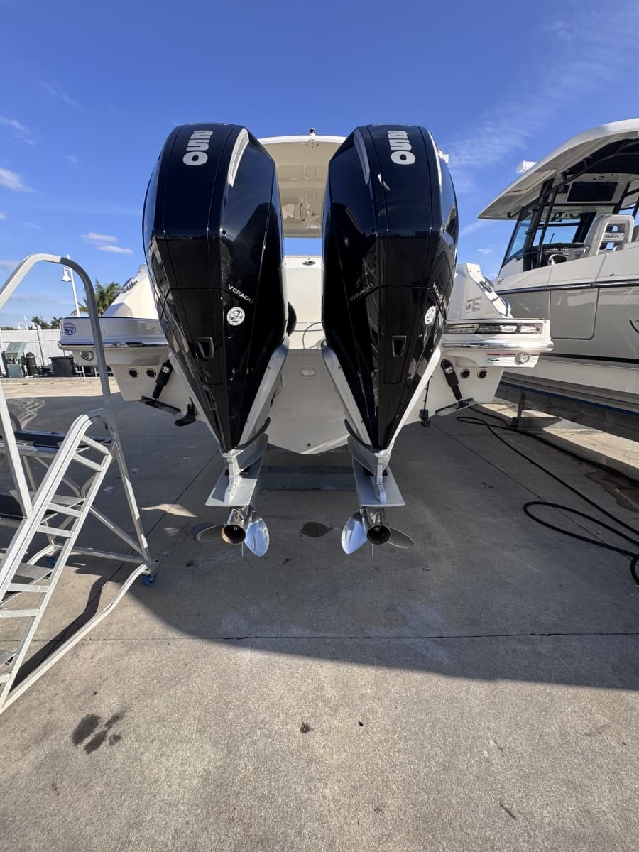 2022 Boston Whaler 280 Vantage DC - Photo 6