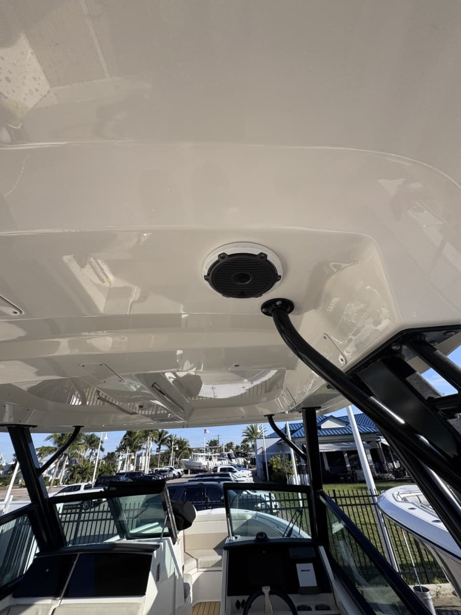 2022 Boston Whaler 280 Vantage DC - Photo 13
