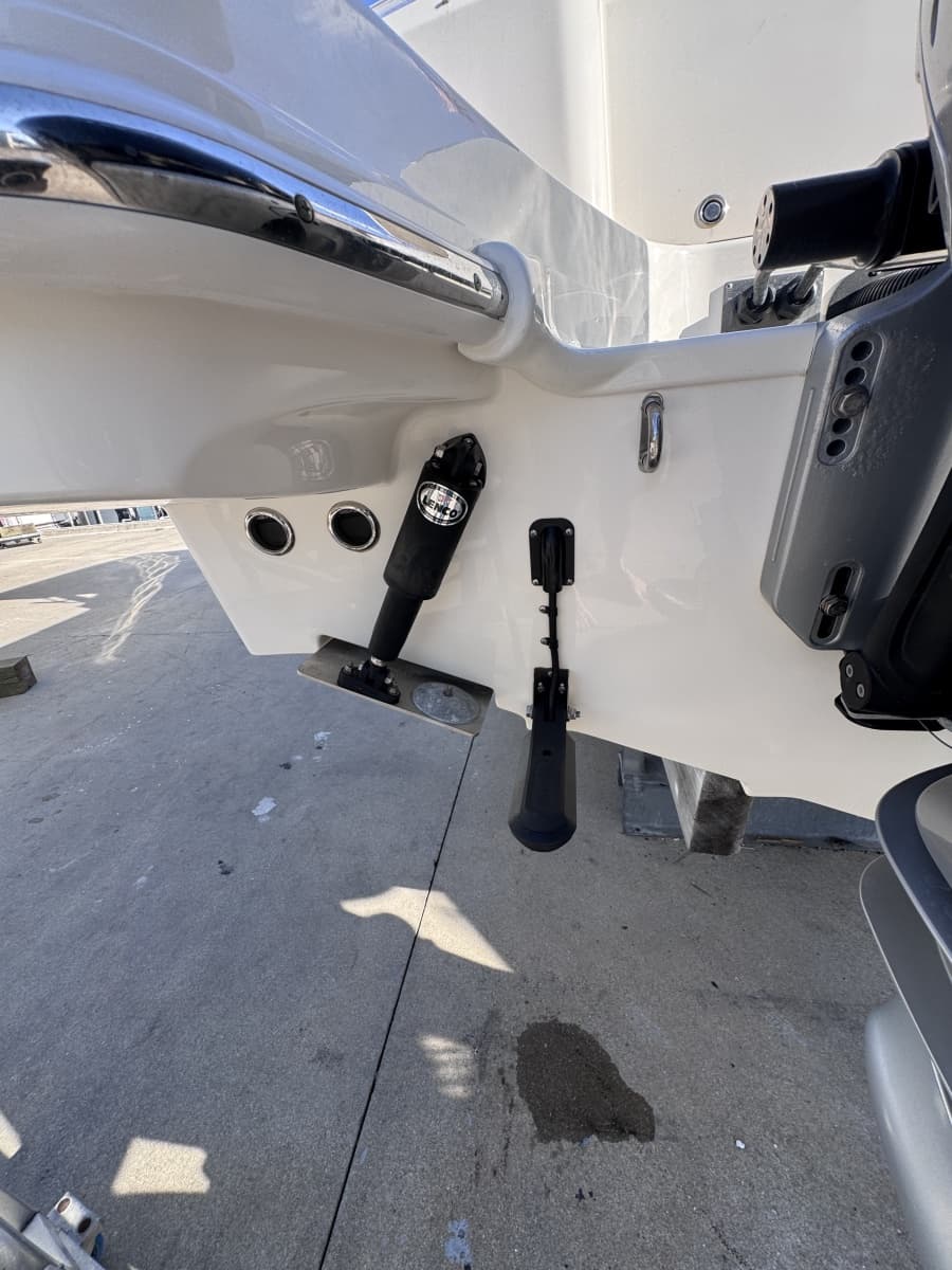 2022 Boston Whaler 280 Vantage DC - Photo 31