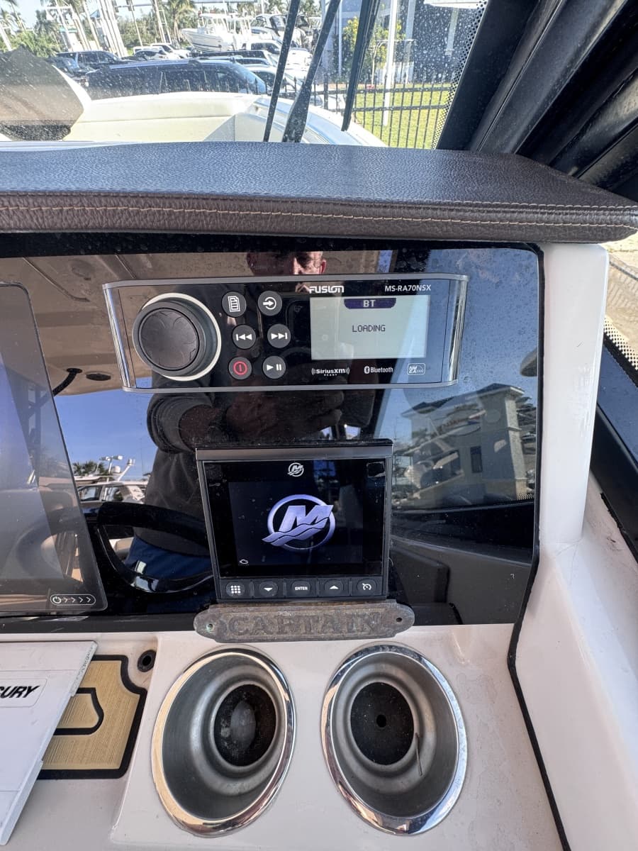 2022 Boston Whaler 280 Vantage DC - Photo 23