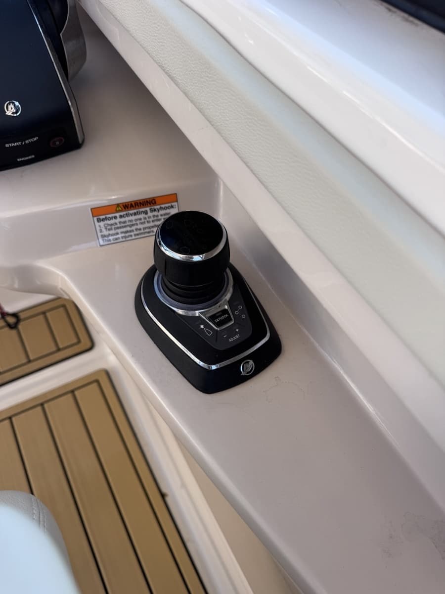 2022 Boston Whaler 280 Vantage DC - Photo 25