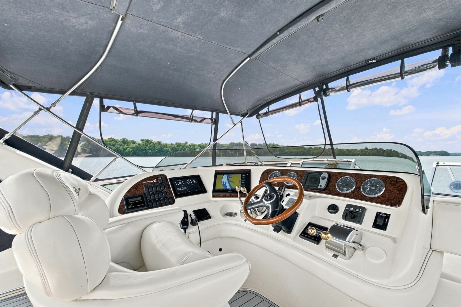 2003 Sea Ray 450 Express Bridge - Photo 21