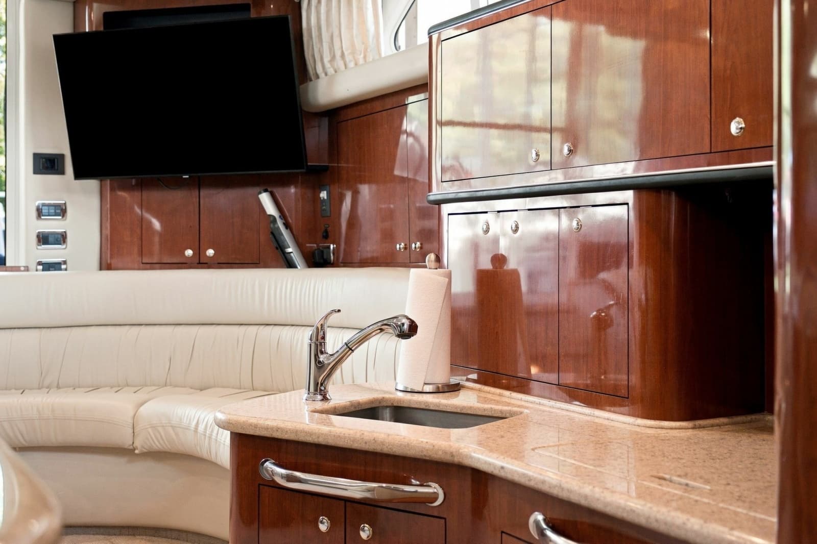 2003 Sea Ray 450 Express Bridge - Photo 56
