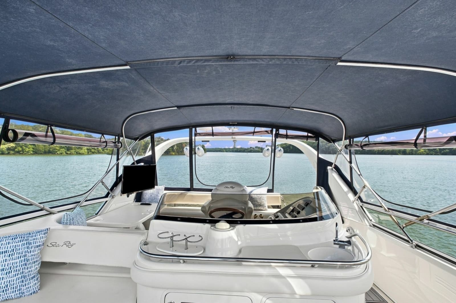 2003 Sea Ray 450 Express Bridge - Photo 16