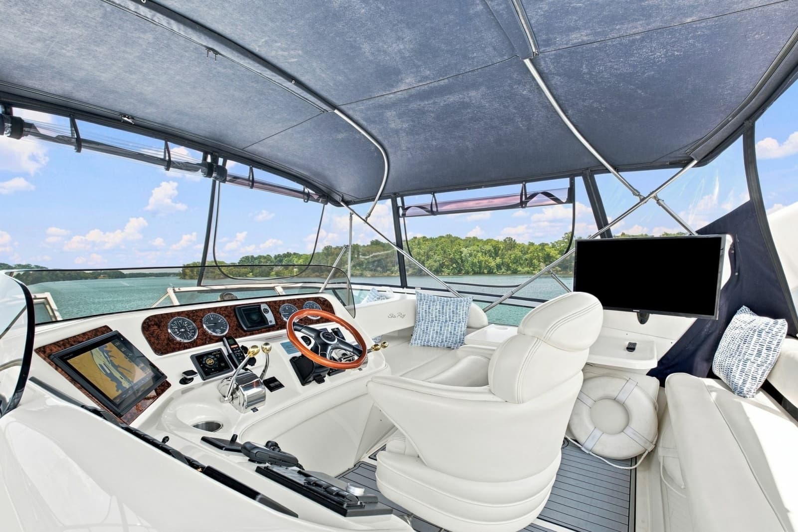 2003 Sea Ray 450 Express Bridge - Photo 19