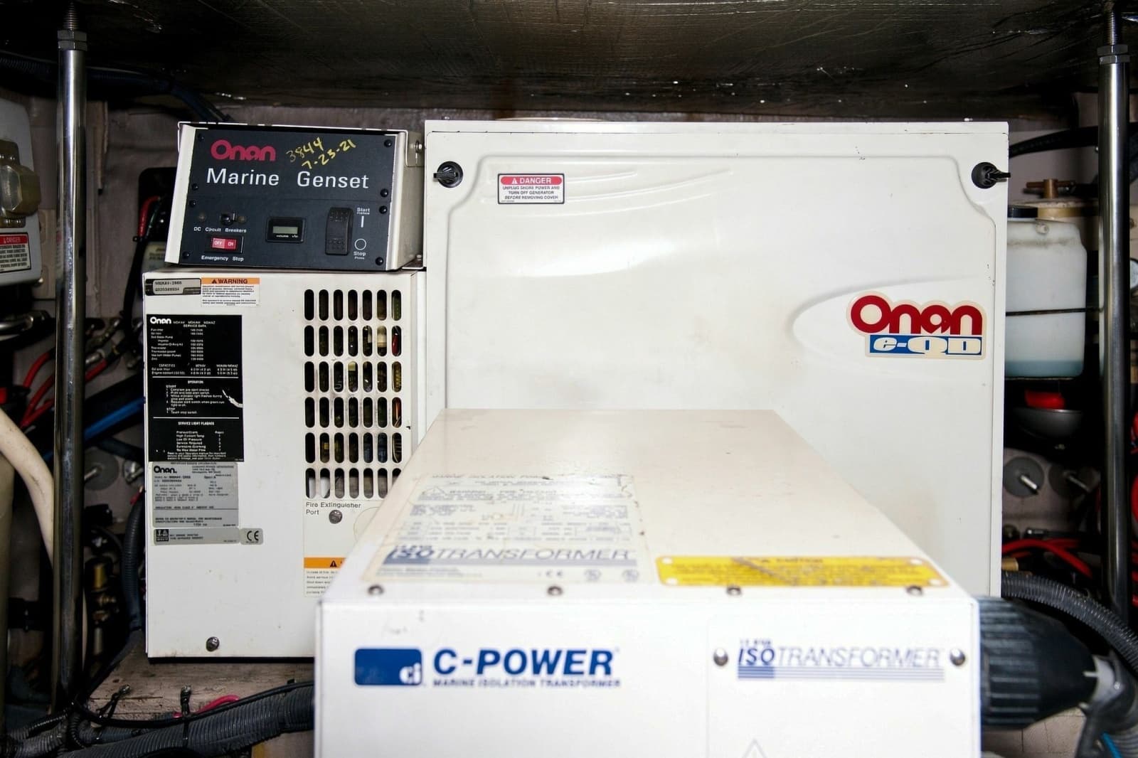 2003 Sea Ray 450 Express Bridge - Photo 101