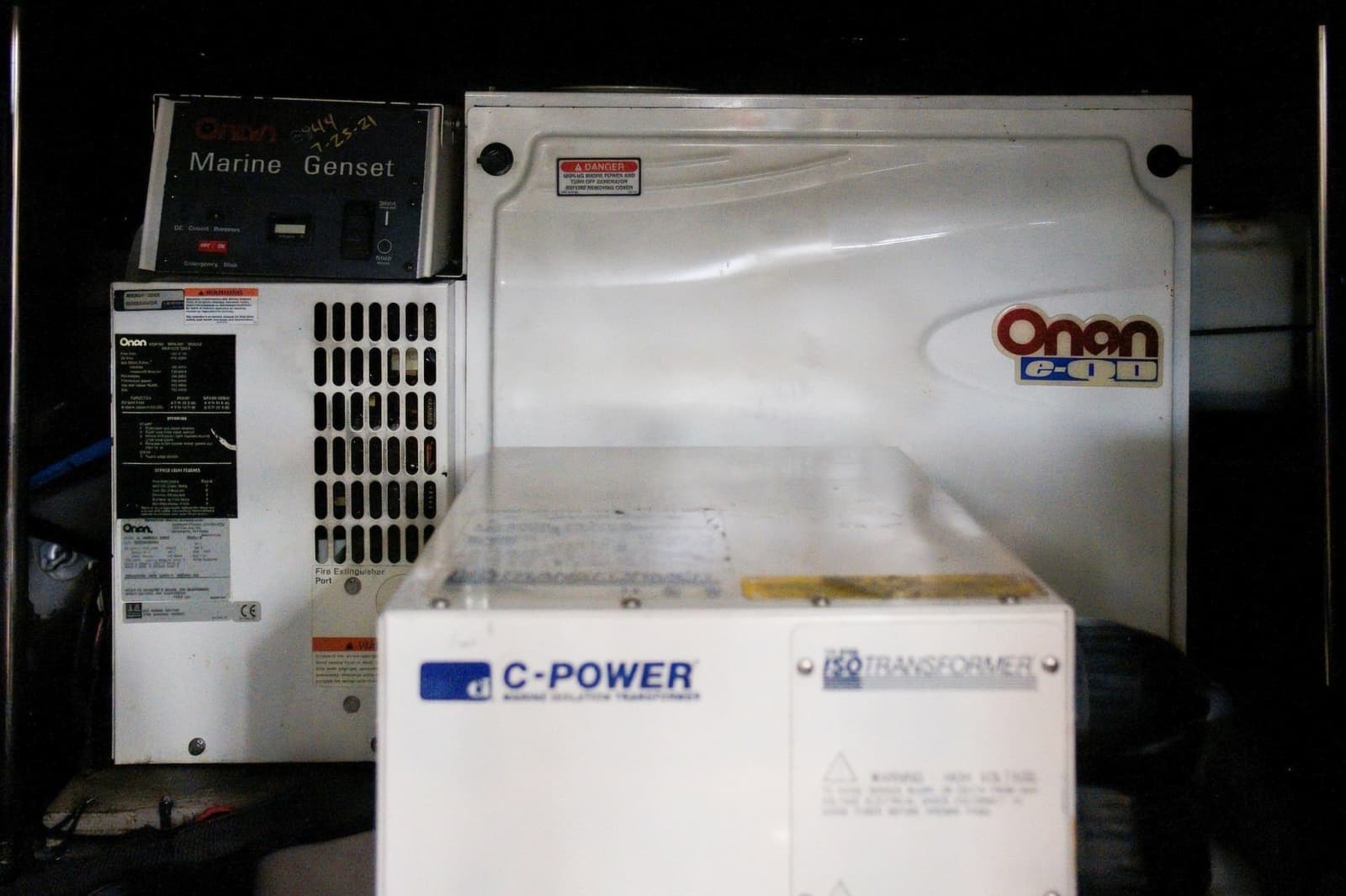 2003 Sea Ray 450 Express Bridge - Photo 93