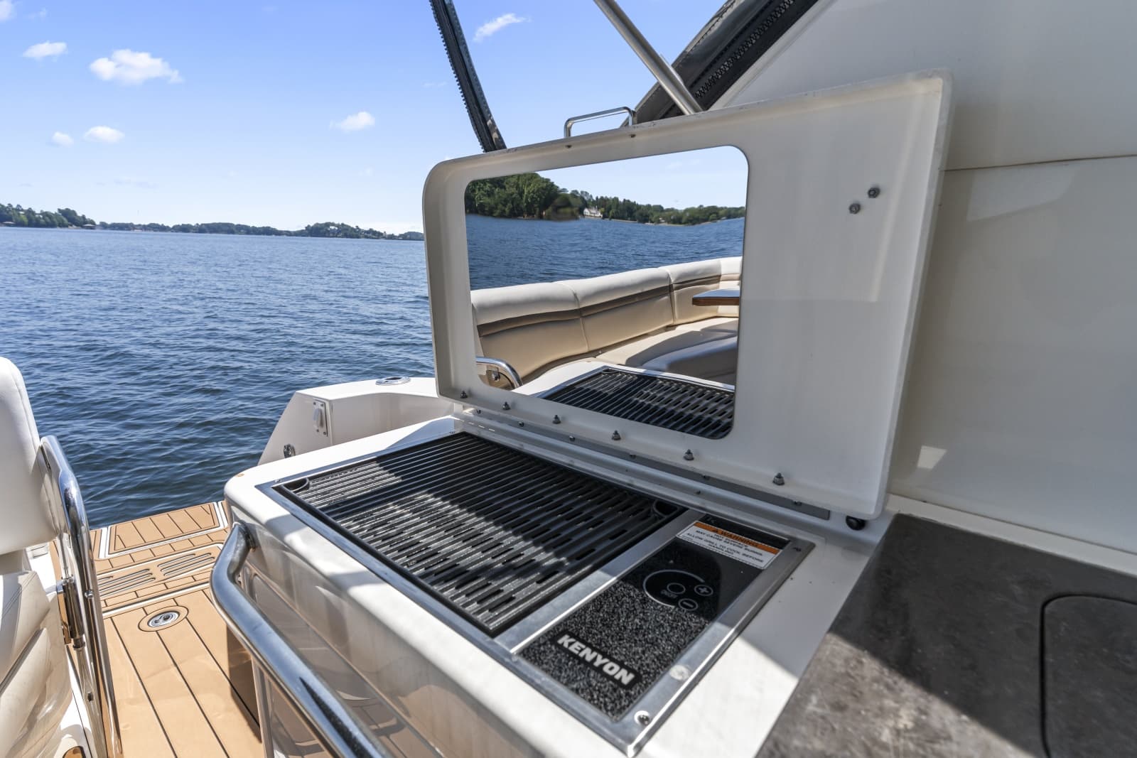 2013 Sea Ray 410 Sundancer - Photo 37