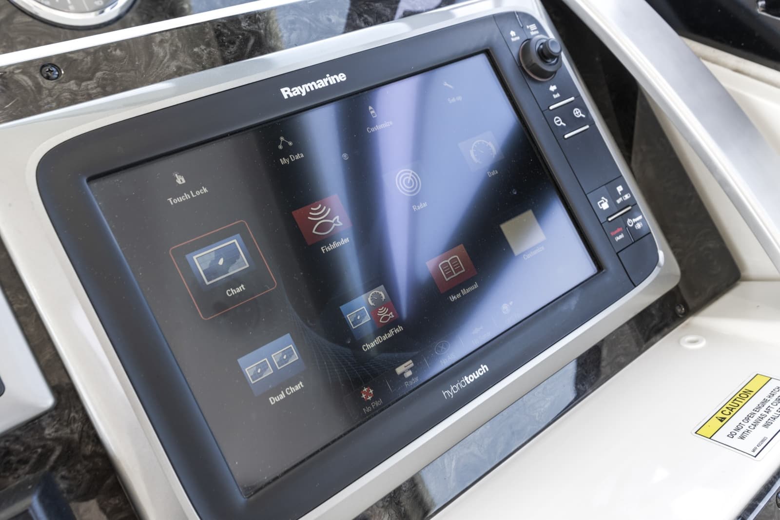 2013 Sea Ray 410 Sundancer - Photo 10