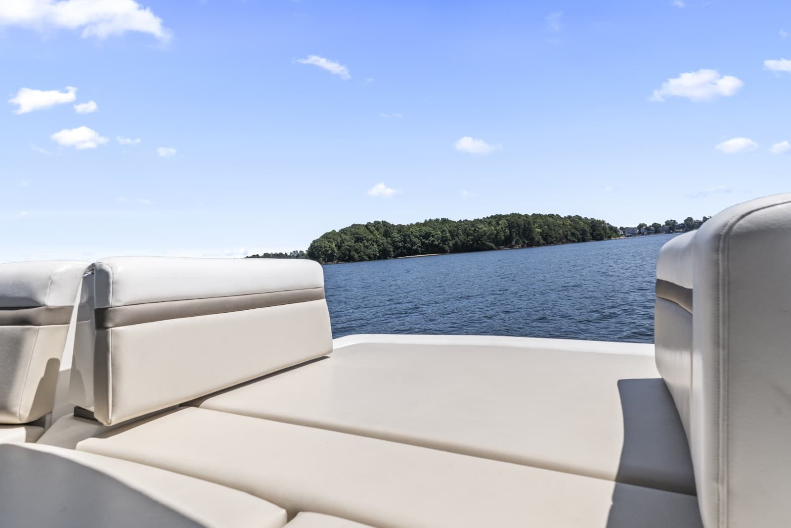 2013 Sea Ray 410 Sundancer - Photo 39
