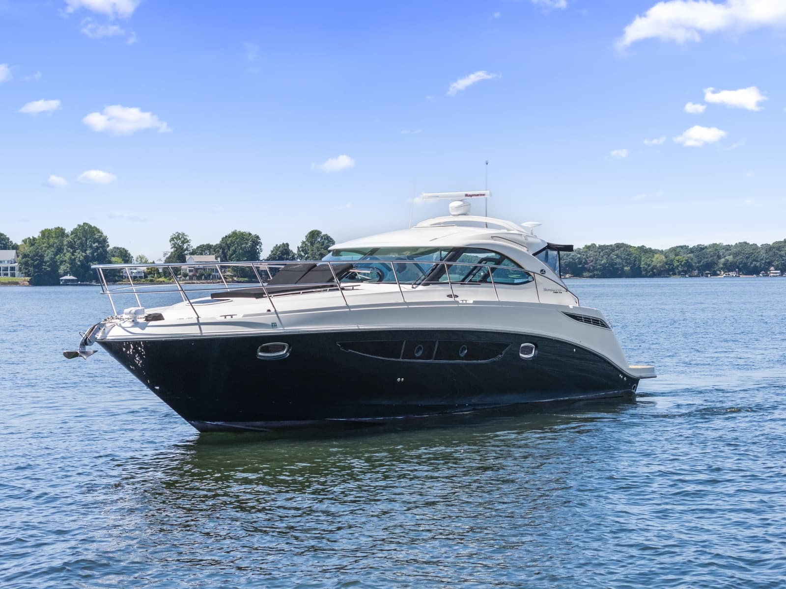 2013 Sea Ray 410 Sundancer - Photo 5