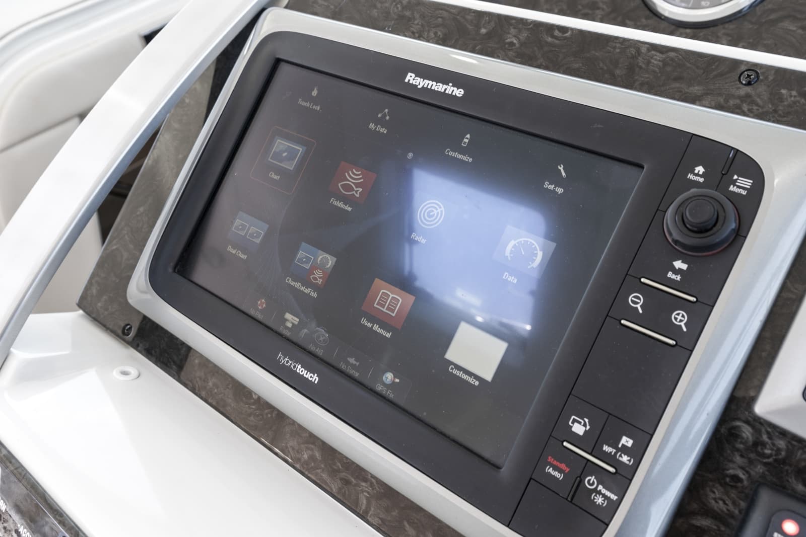 2013 Sea Ray 410 Sundancer - Photo 11