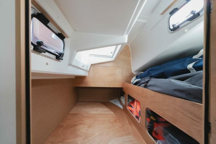 2027 Jeanneau Sun Odyssey 350 - Photo 19