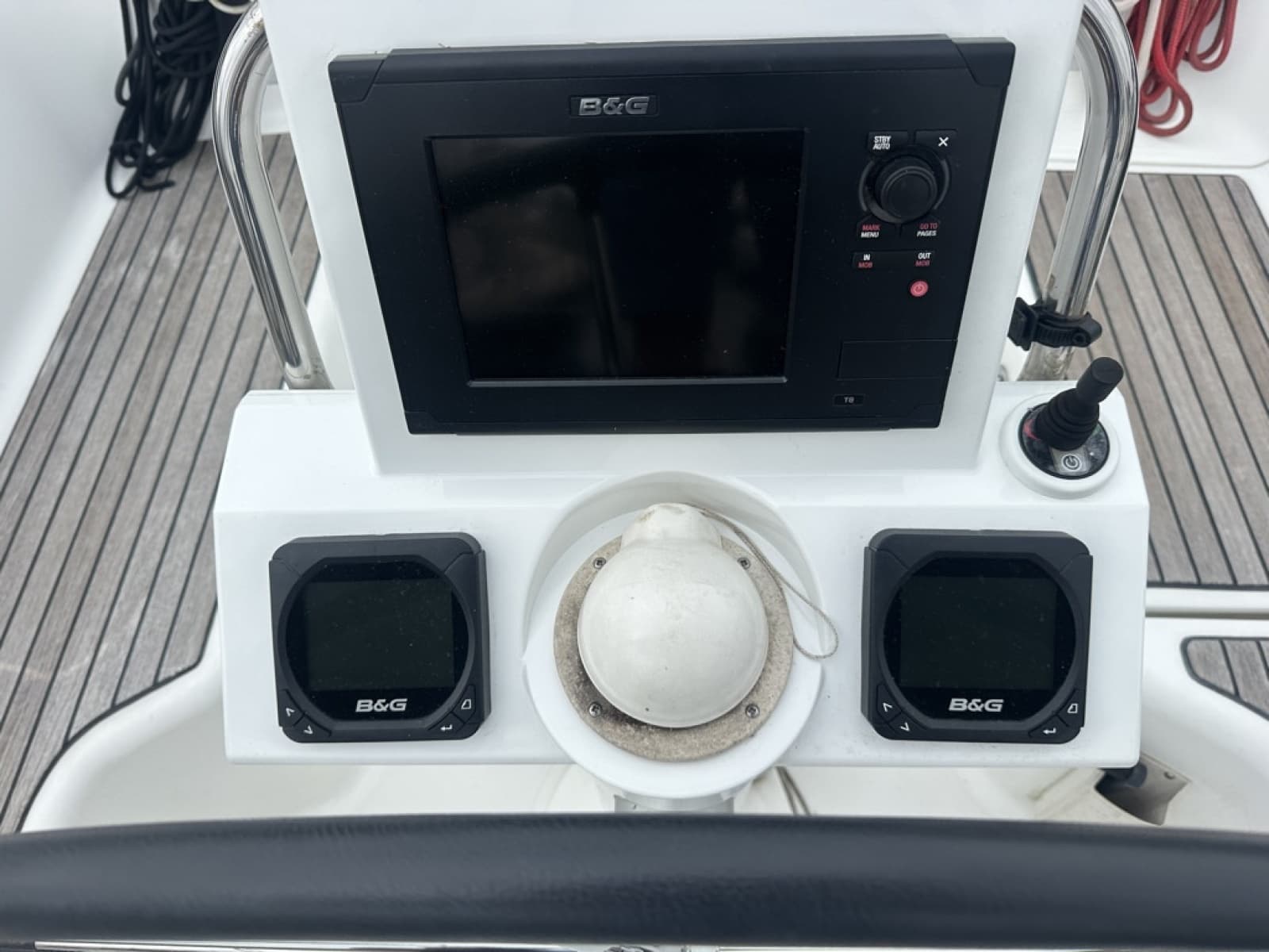 2015 Beneteau 31 Platinum - Photo 7