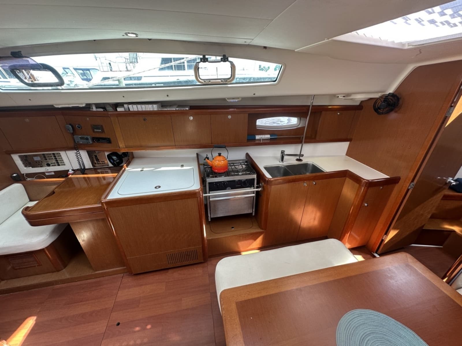2011 Beneteau 40 - Photo 25