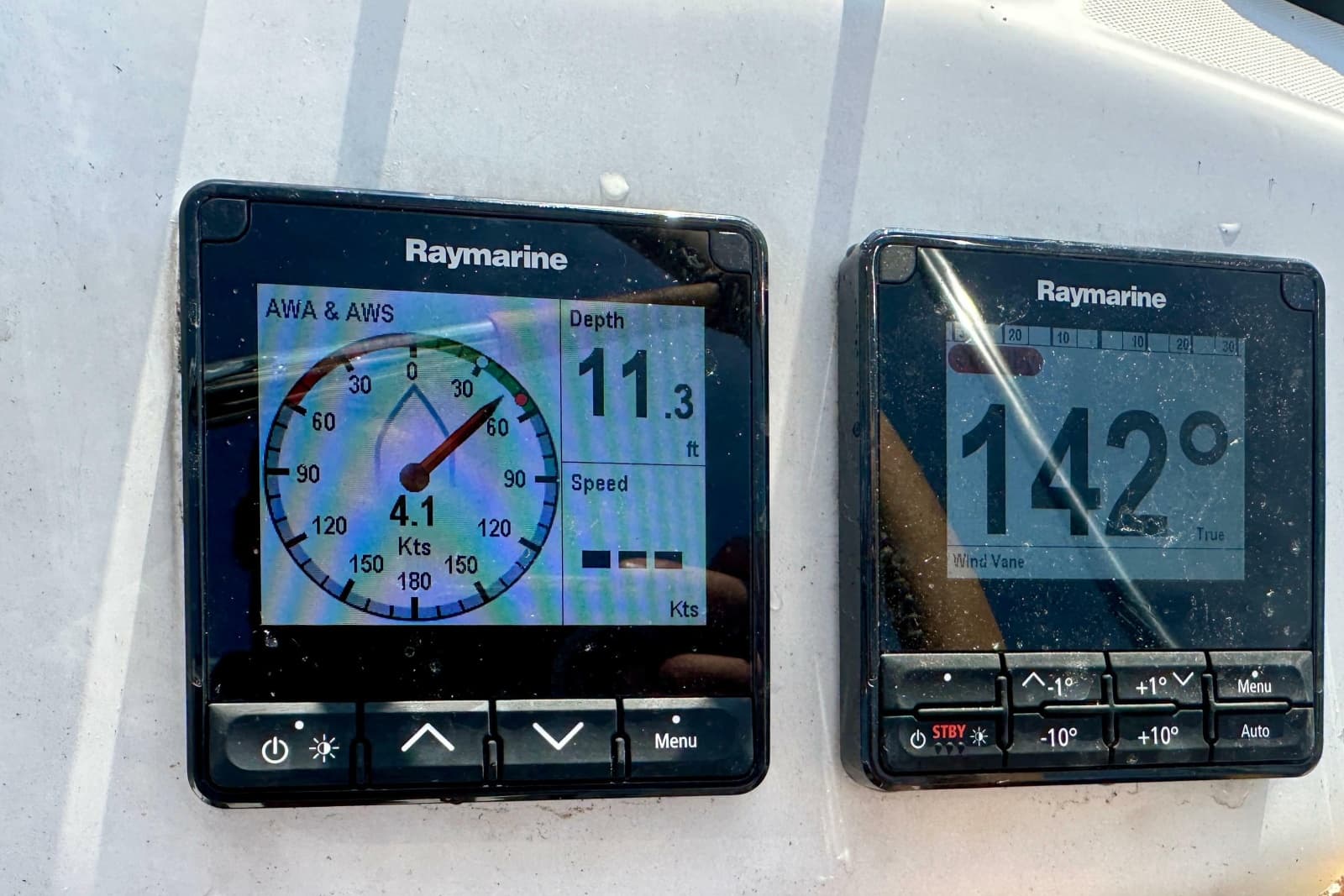 2011 Beneteau 40 - Photo 19