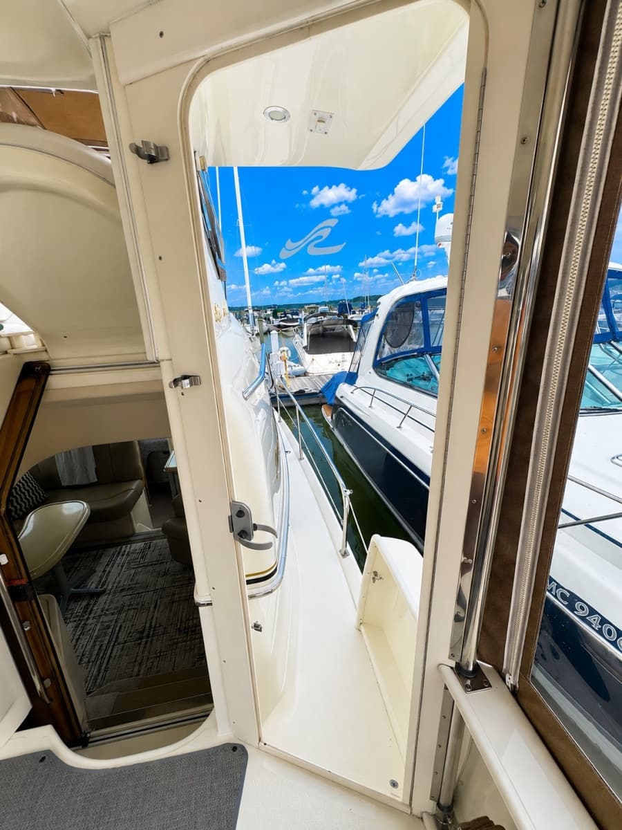1998 Sea Ray 370 Aft Cabin - Photo 23