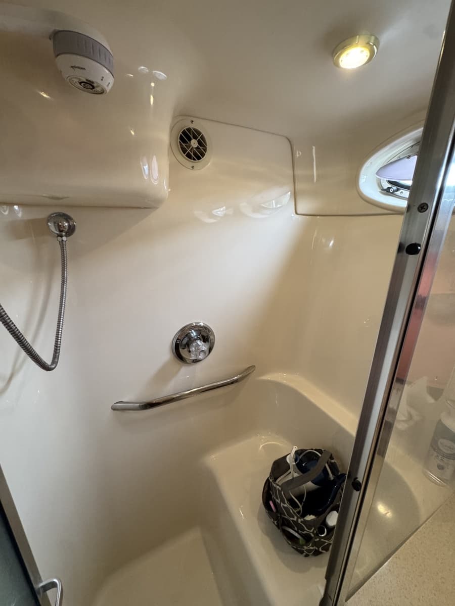 1998 Sea Ray 370 Aft Cabin - Photo 53