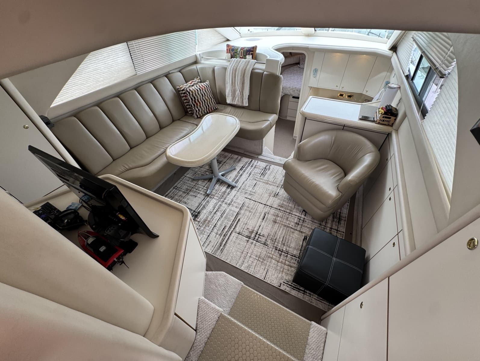 1998 Sea Ray 370 Aft Cabin - Photo 33