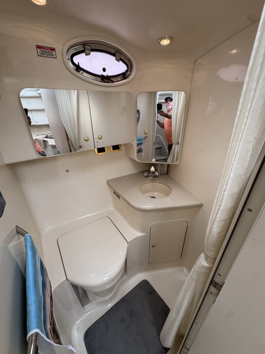 1998 Sea Ray 370 Aft Cabin - Photo 45