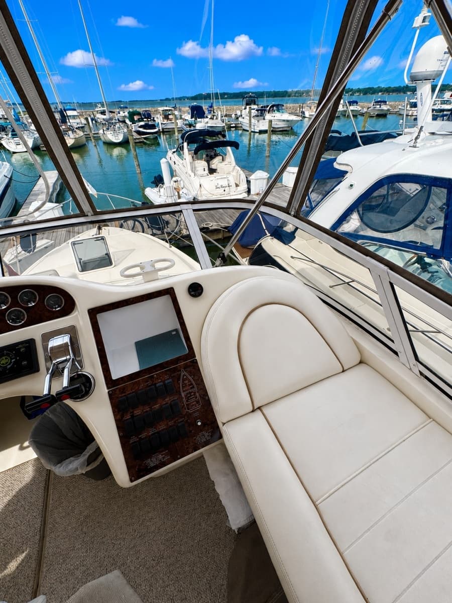 1998 Sea Ray 370 Aft Cabin - Photo 15