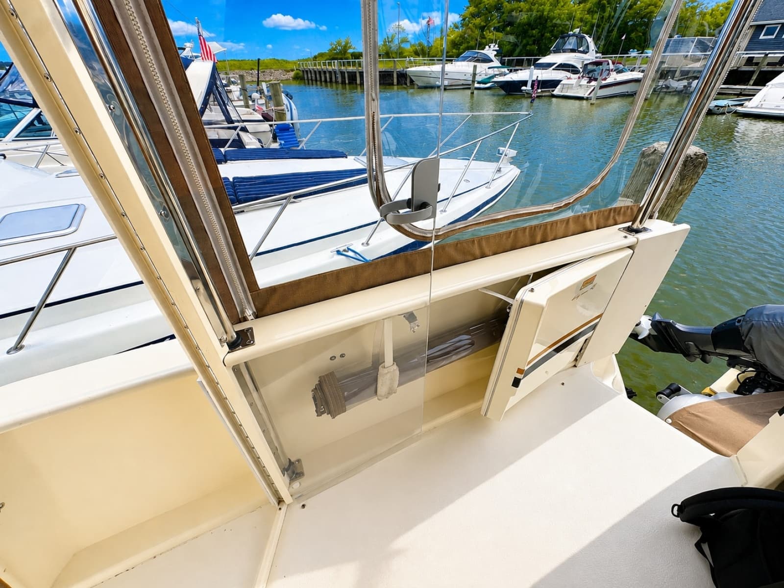 1998 Sea Ray 370 Aft Cabin - Photo 22