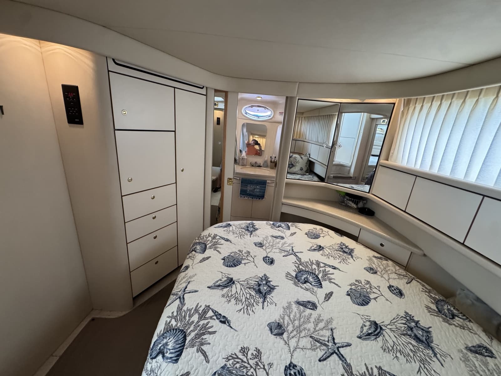 1998 Sea Ray 370 Aft Cabin - Photo 55