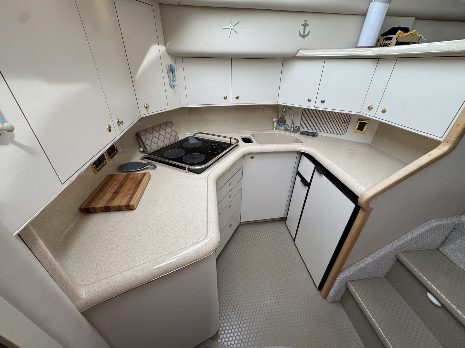 1998 Sea Ray 370 Aft Cabin - Photo 38