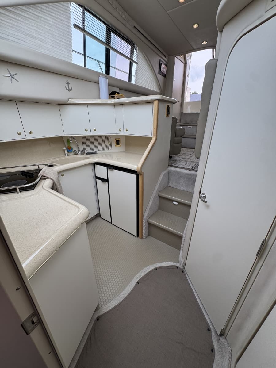 1998 Sea Ray 370 Aft Cabin - Photo 44