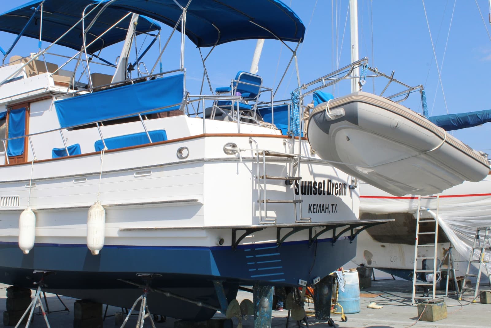 1983 Ocean Alexander 40 Double Cabin - Photo 32
