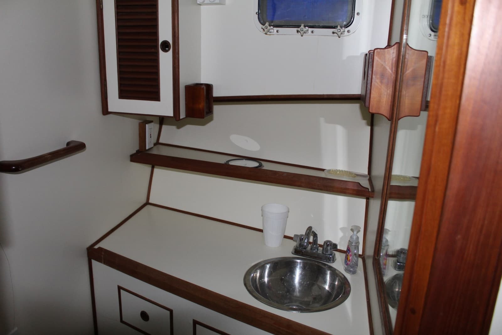 1983 Ocean Alexander 40 Double Cabin - Photo 25