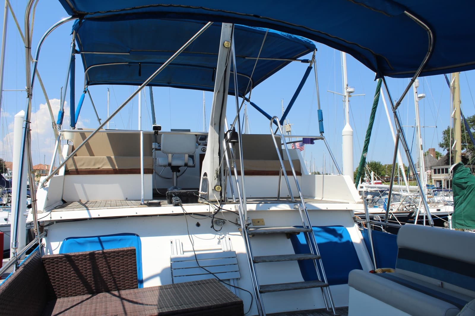 1983 Ocean Alexander 40 Double Cabin - Photo 5