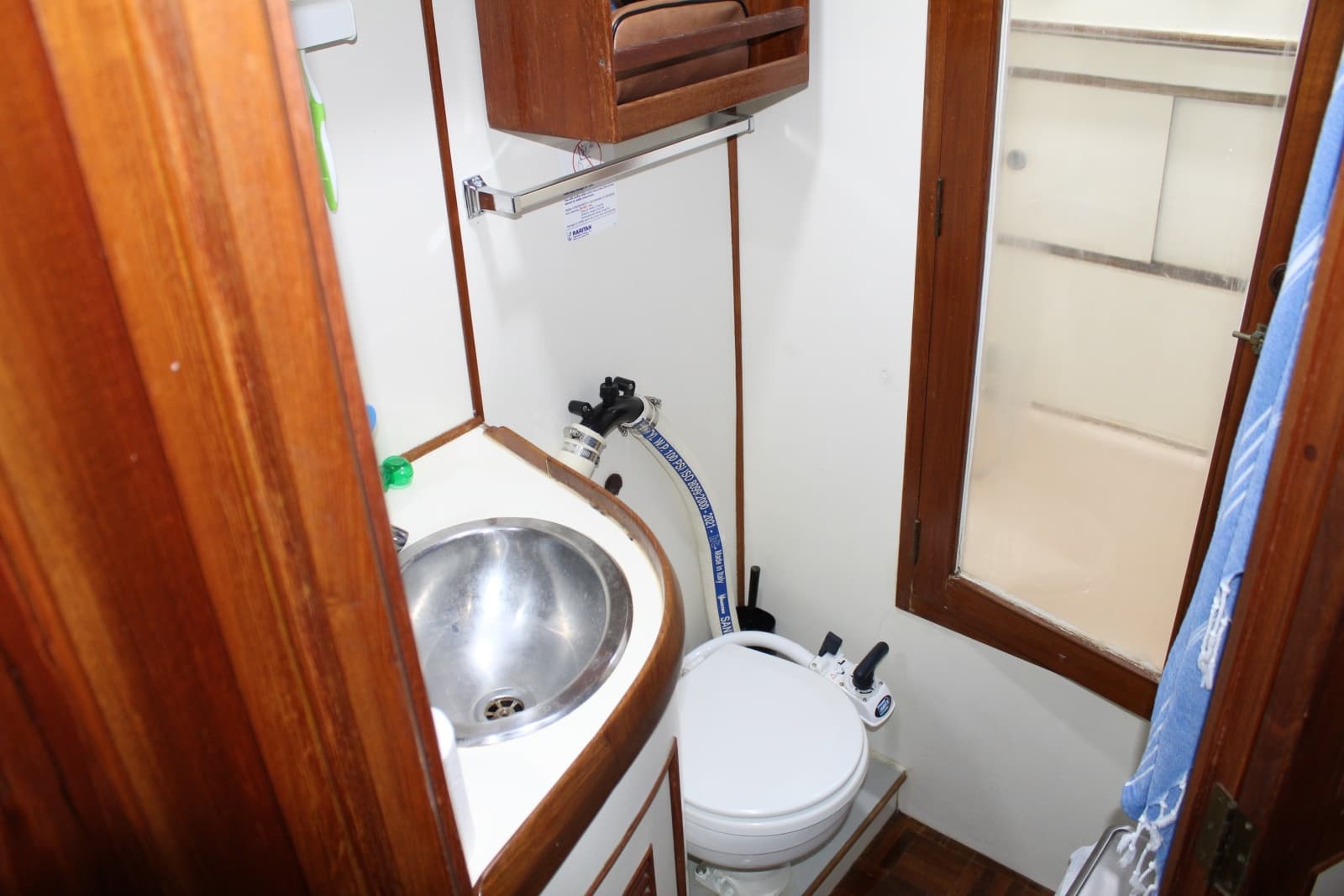 1983 Ocean Alexander 40 Double Cabin - Photo 20