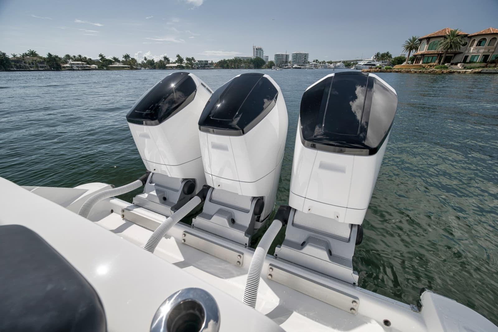 2024 HCB 42 Lujo - Photo 13